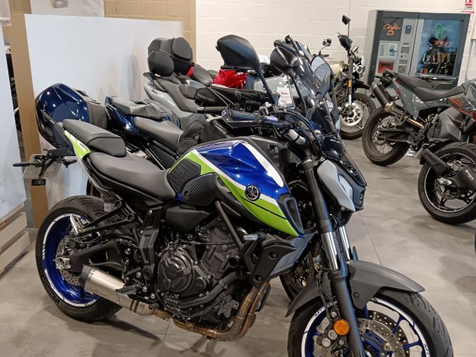 YAMAHA MT-07 (47.5CV) 4