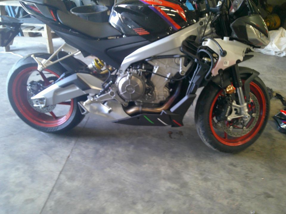 APRILIA TUONO 660 4