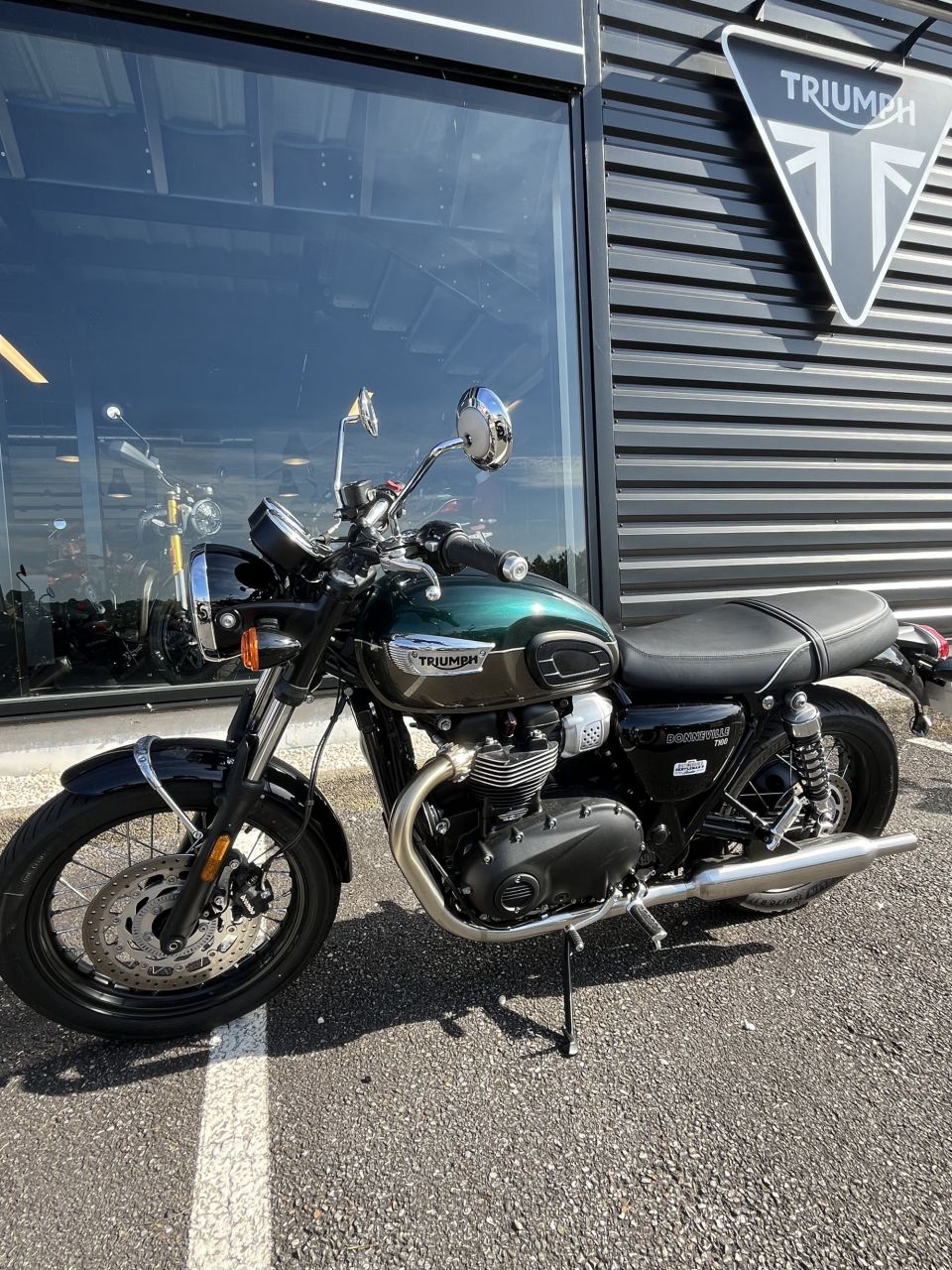 TRIUMPH Bonneville T100 4