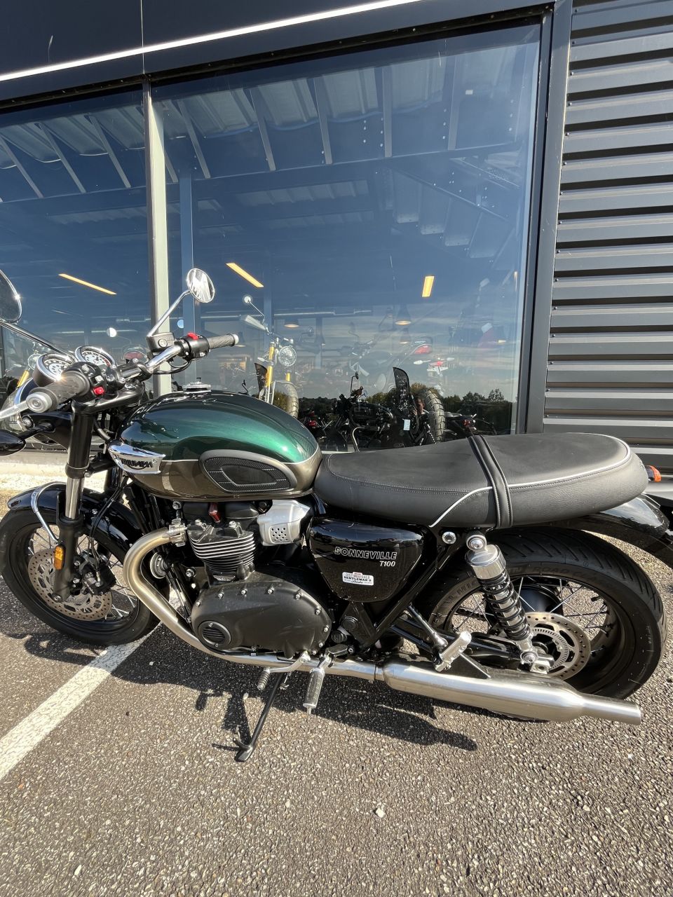 TRIUMPH Bonneville T100 4