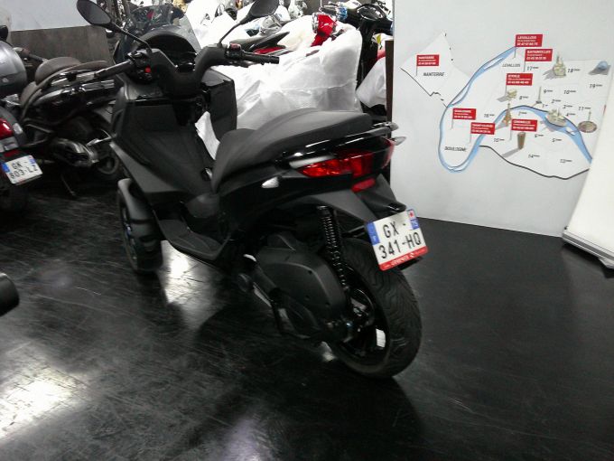 PIAGGIO MP3 300 HPE ABS ASR EURO5 4