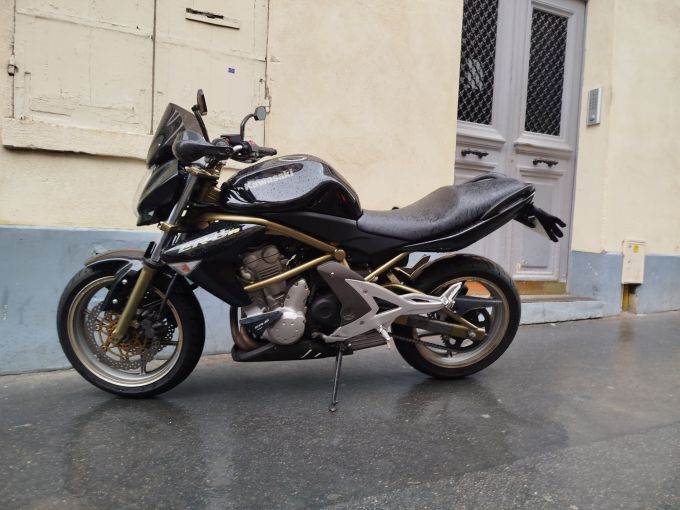 KAWASAKI ER-6 (47.5CV) 4