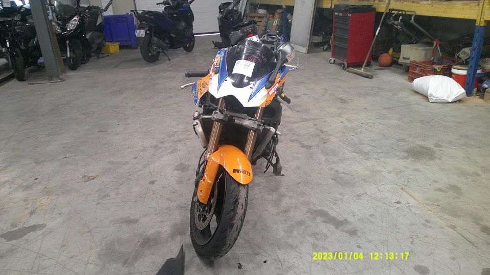 SUZUKI gsxr 1000 4