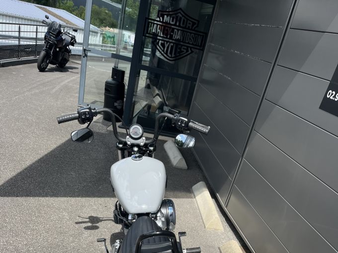 HARLEY-DAVIDSON Softail Street Bob 117 2025 4