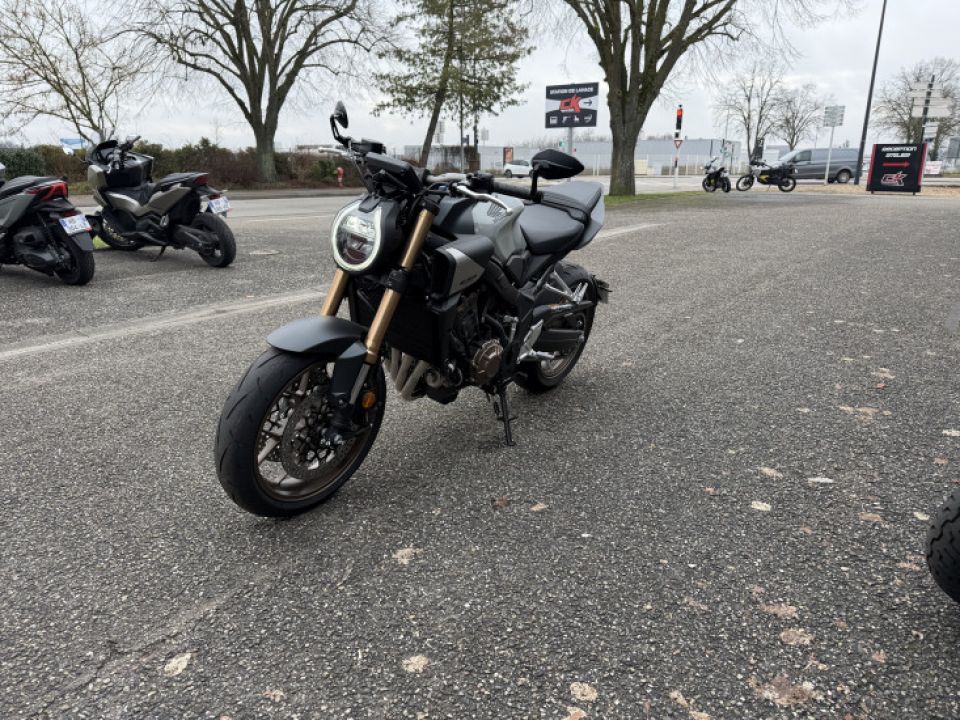 HONDA CB650R Neo Sports Café 4