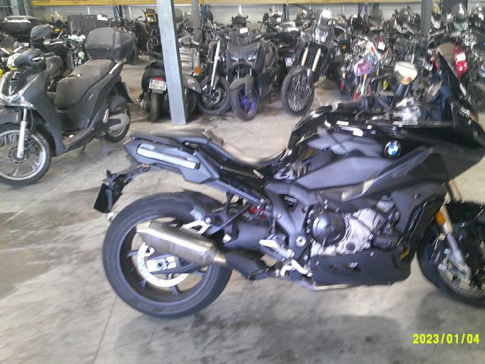 BMW S 1000 XR 4