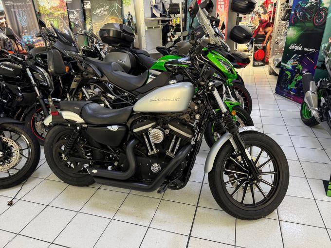 HARLEY-DAVIDSON SPORTSTER 883 4