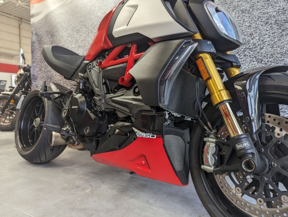 DUCATI DIAVEL 1260S 4