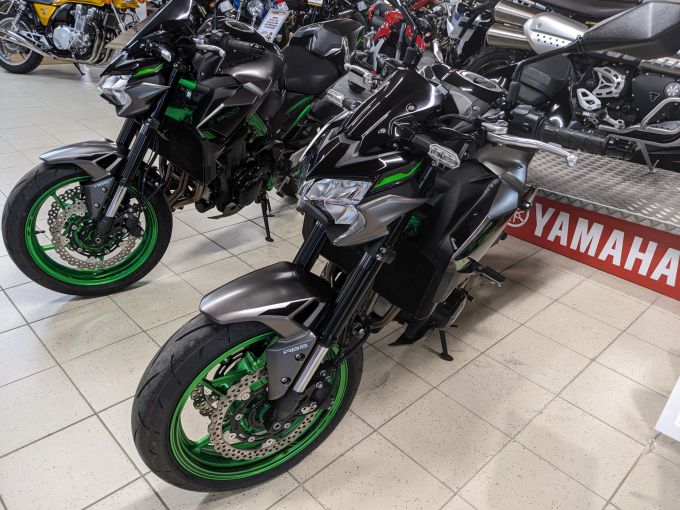 KAWASAKI Z 900 4