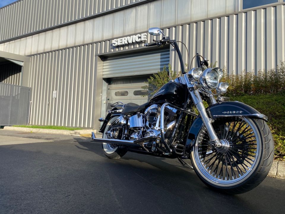 HARLEY-DAVIDSON SOFTAIL DELUXE 1690 4