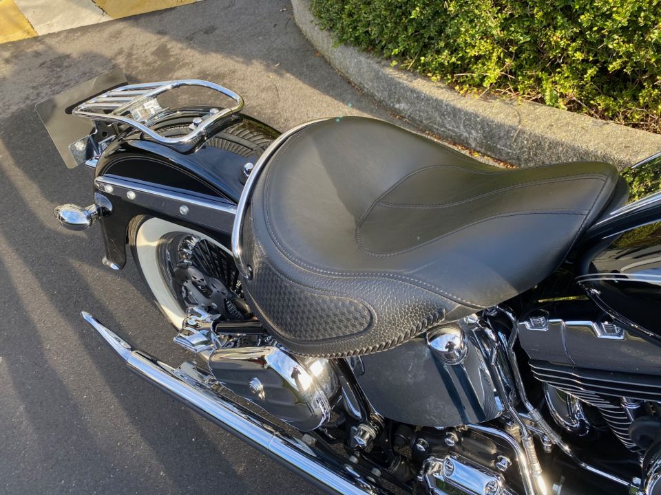 HARLEY-DAVIDSON SOFTAIL DELUXE 1690 4