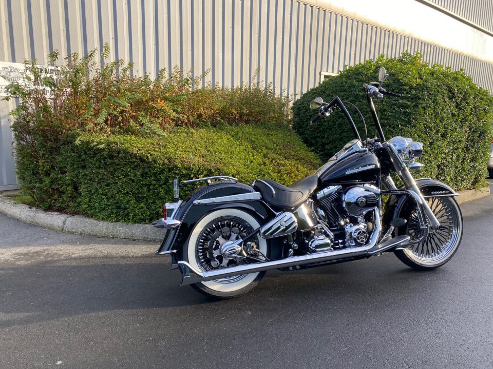 HARLEY-DAVIDSON SOFTAIL DELUXE 1690 4