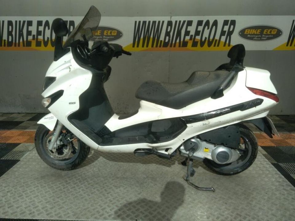 PIAGGIO XEVO 125 4