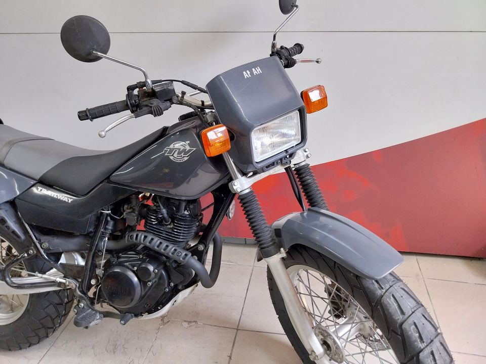 YAMAHA TW 125 4