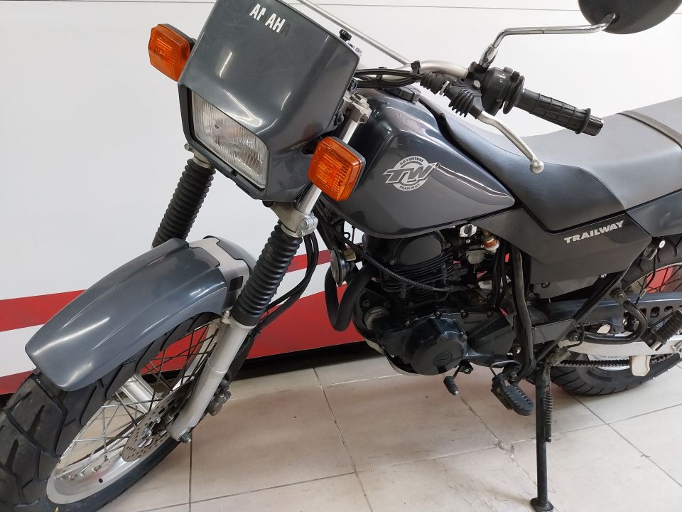 YAMAHA TW 125 4