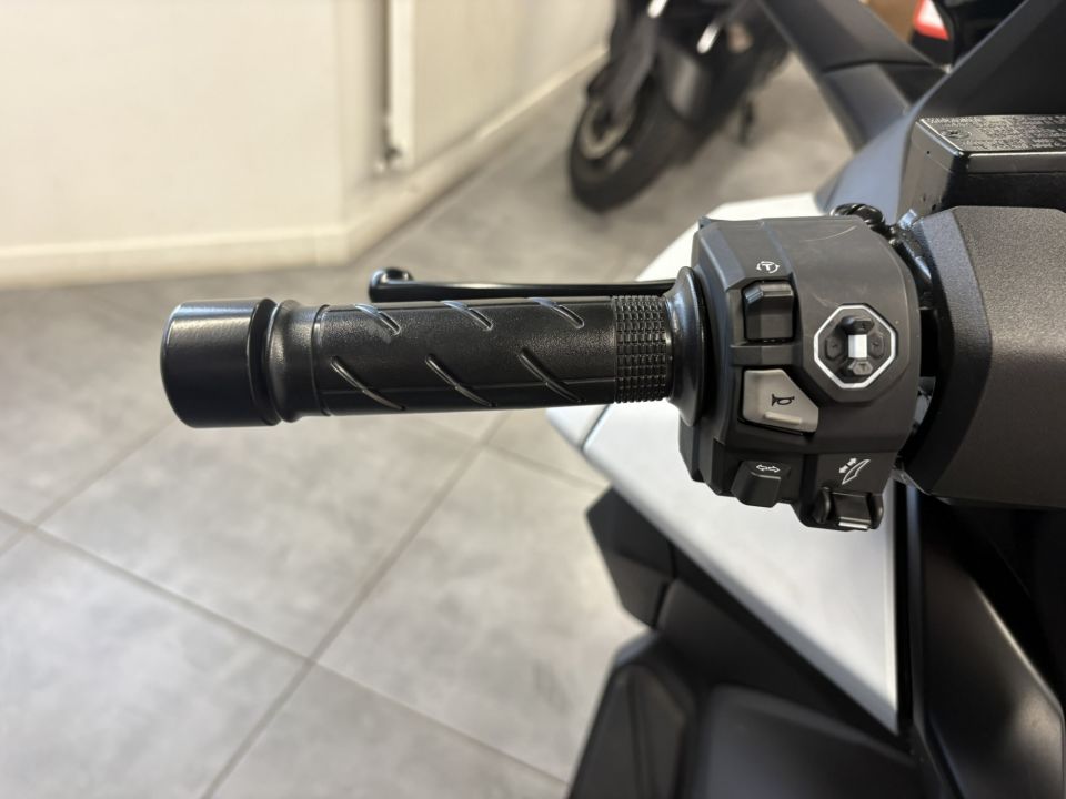 HONDA NSS FORZA 125 4