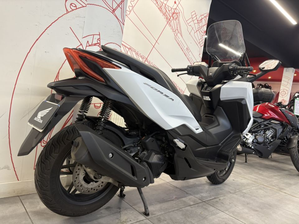 HONDA NSS FORZA 125 4