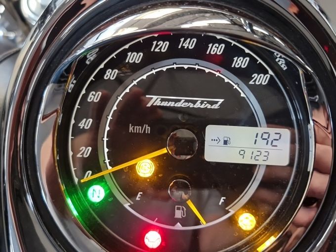 TRIUMPH THUNDERBIRD 1700 LT ABS 4