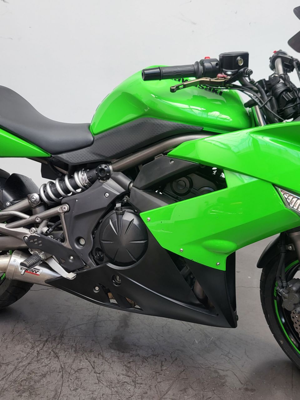 KAWASAKI ER-6 (47.5CV) 4