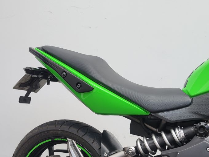 KAWASAKI ER-6 (47.5CV) 4