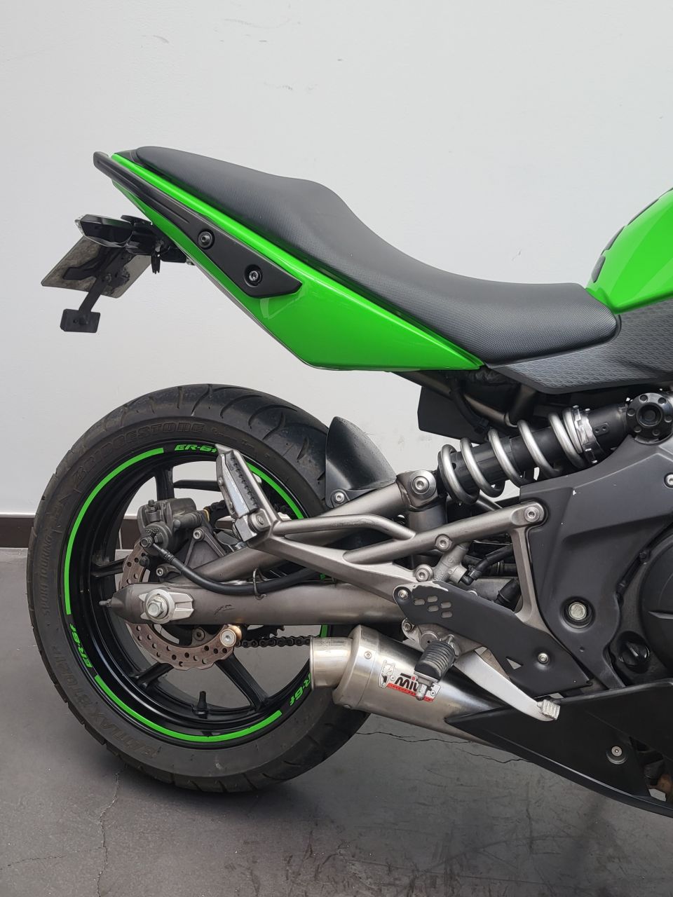 KAWASAKI ER-6 (47.5CV) 4