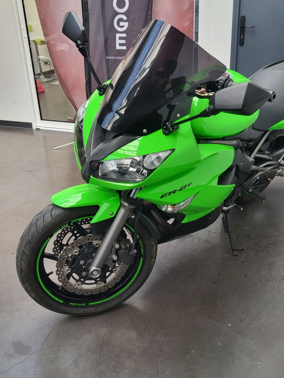 KAWASAKI ER-6 (47.5CV) 4