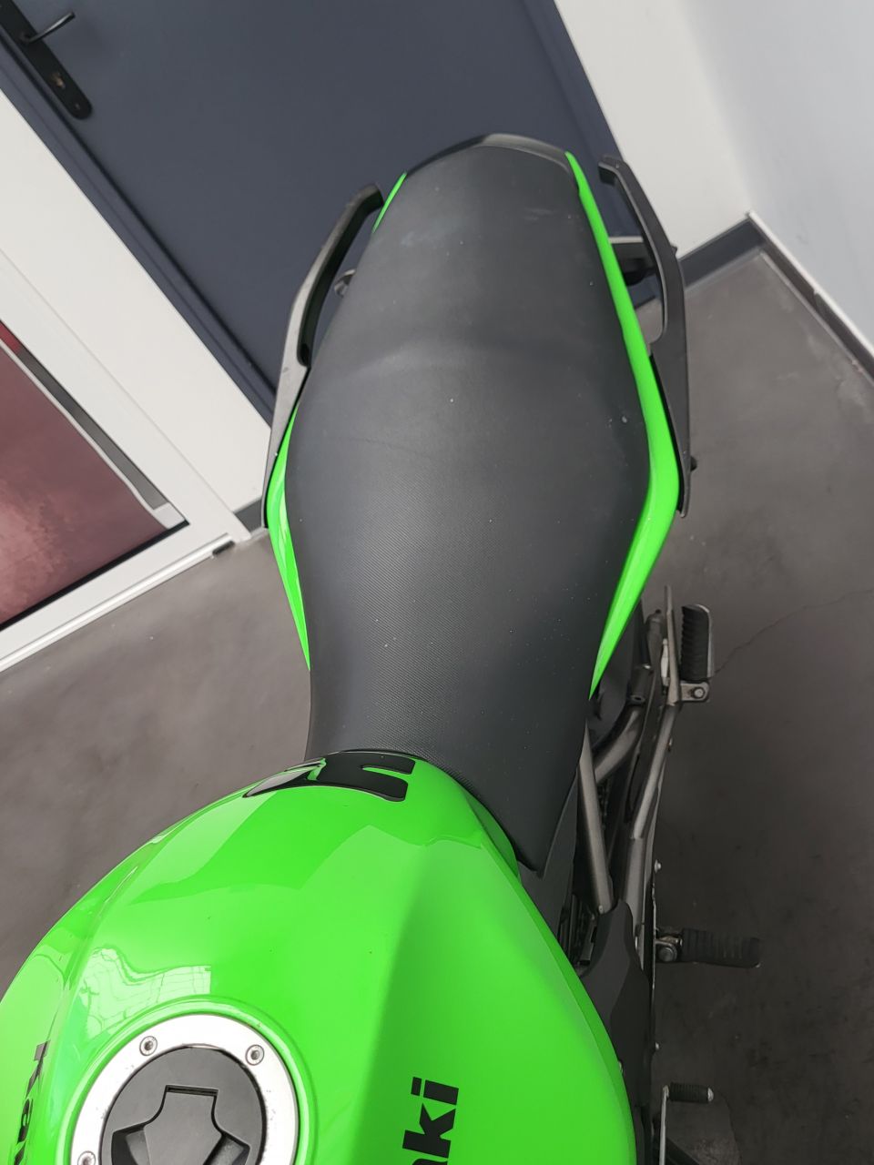 KAWASAKI ER-6 (47.5CV) 4