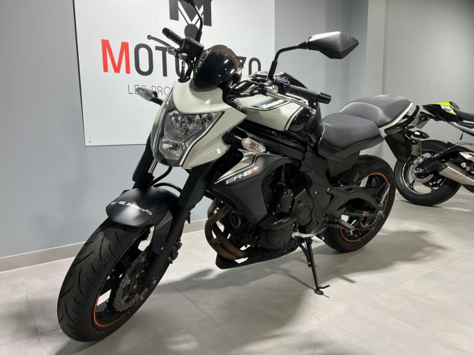 KAWASAKI ER-6 4