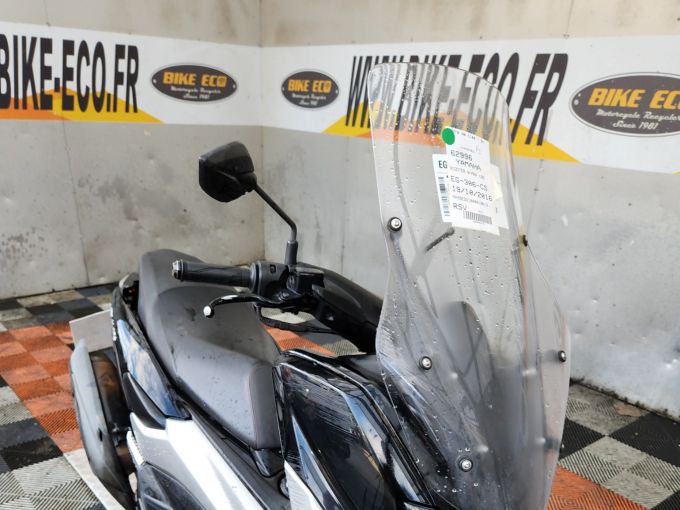 YAMAHA NMAX 125 4
