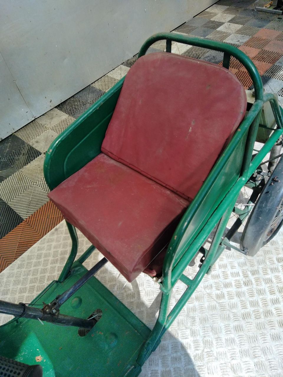 MOTOBECANE Tricycle 4