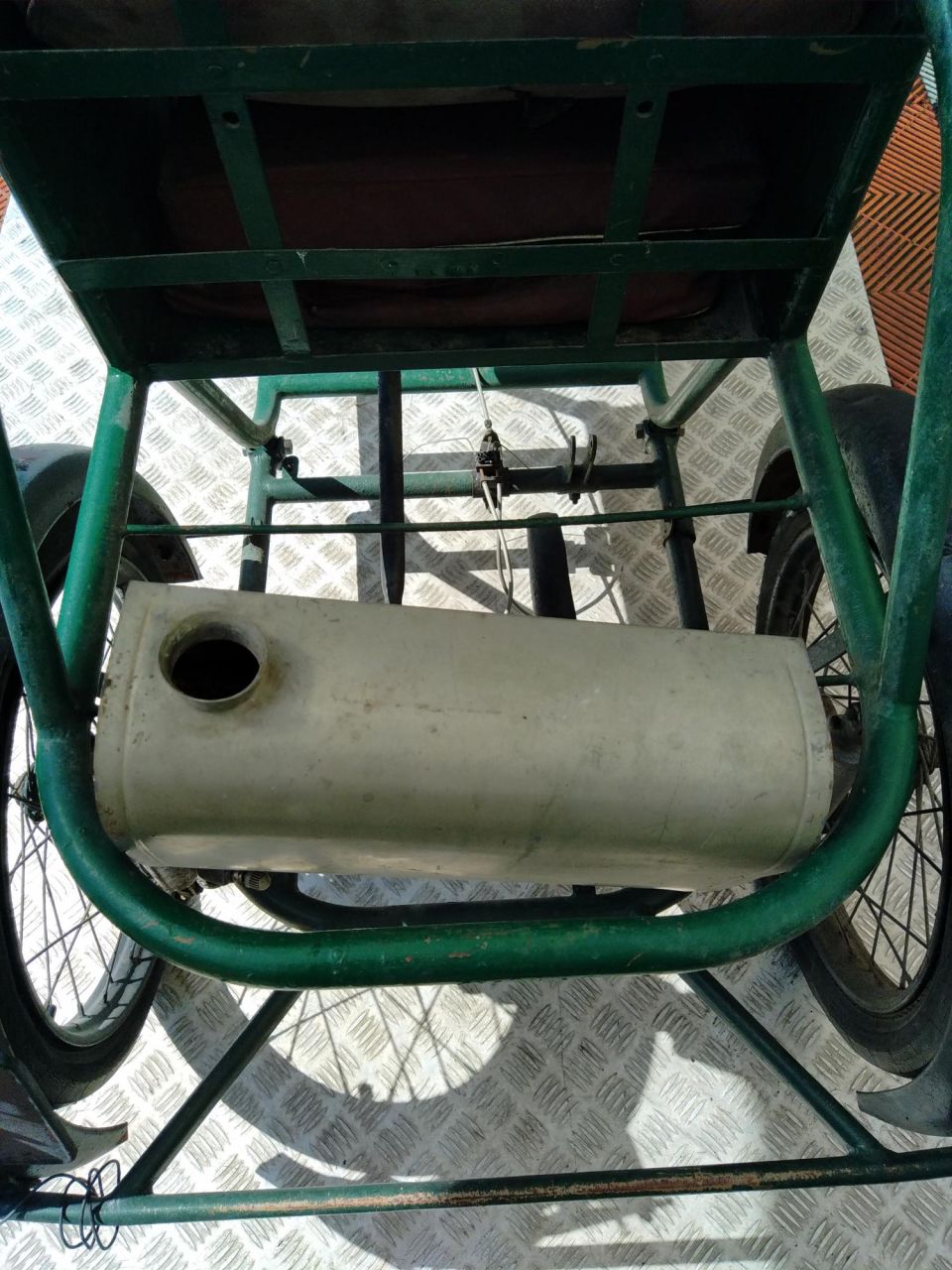 MOTOBECANE Tricycle 4