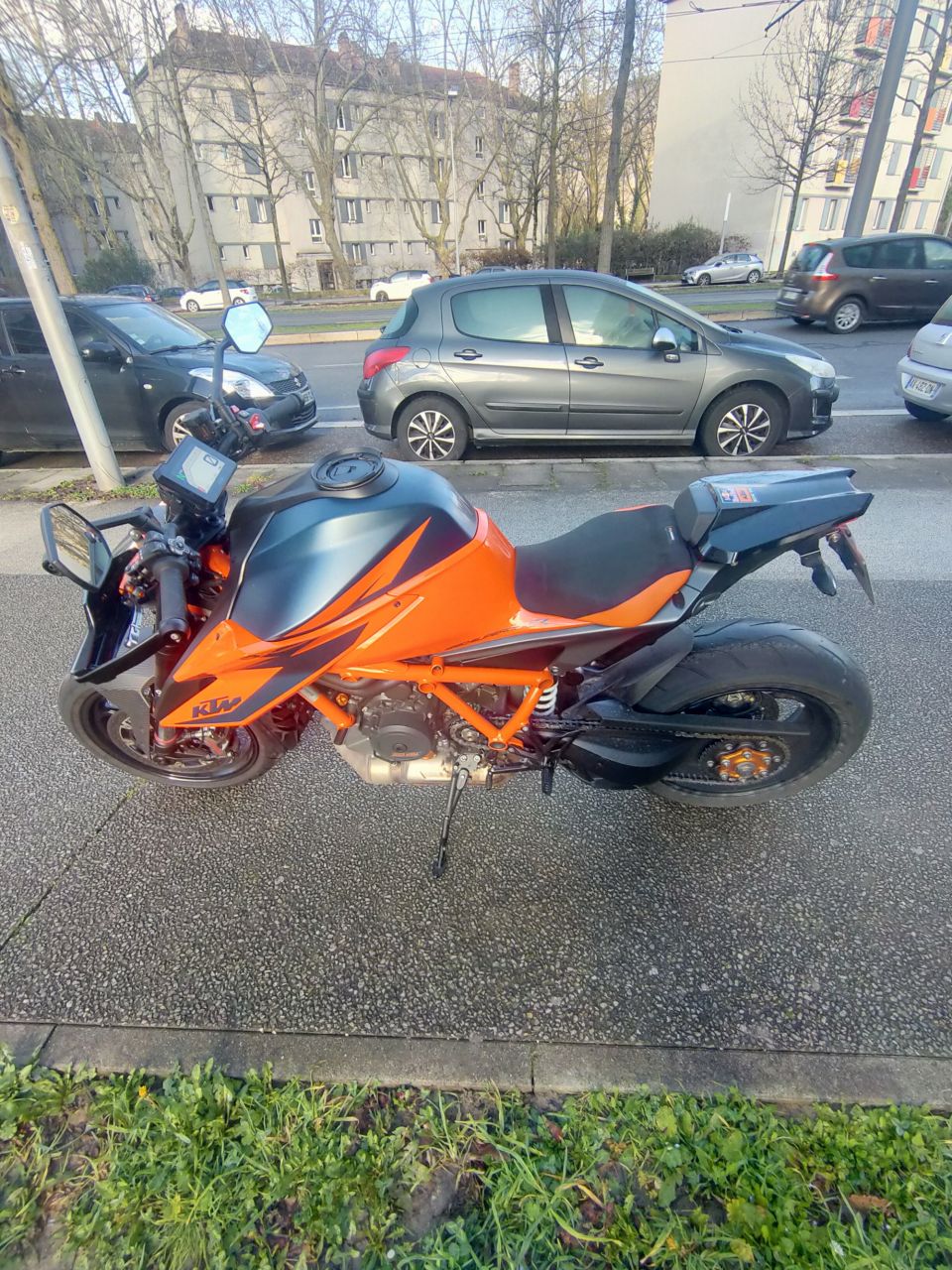 KTM 1290 SUPER DUKE R 4