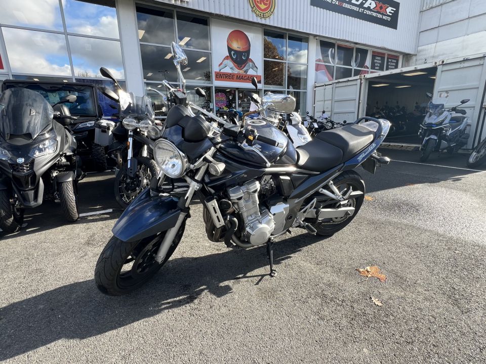 SUZUKI GSF 650 N BANDIT 4