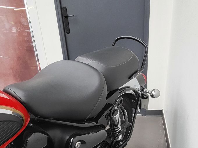ROYAL ENFIELD CLASSIC CHROME 4
