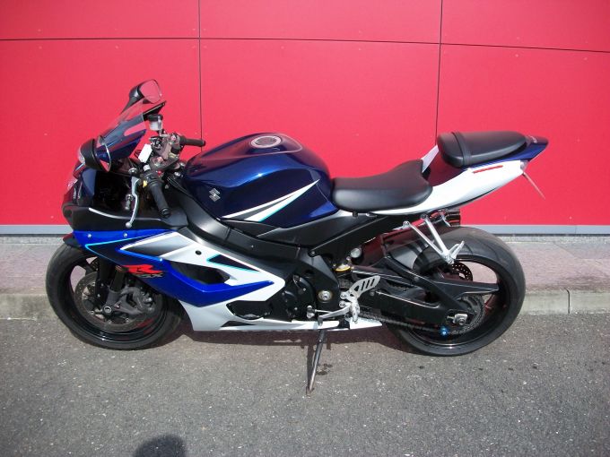 SUZUKI GSX-R 1000 4