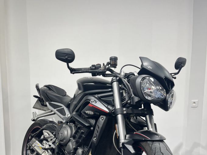TRIUMPH STREET TRIPLE 765 RS 4