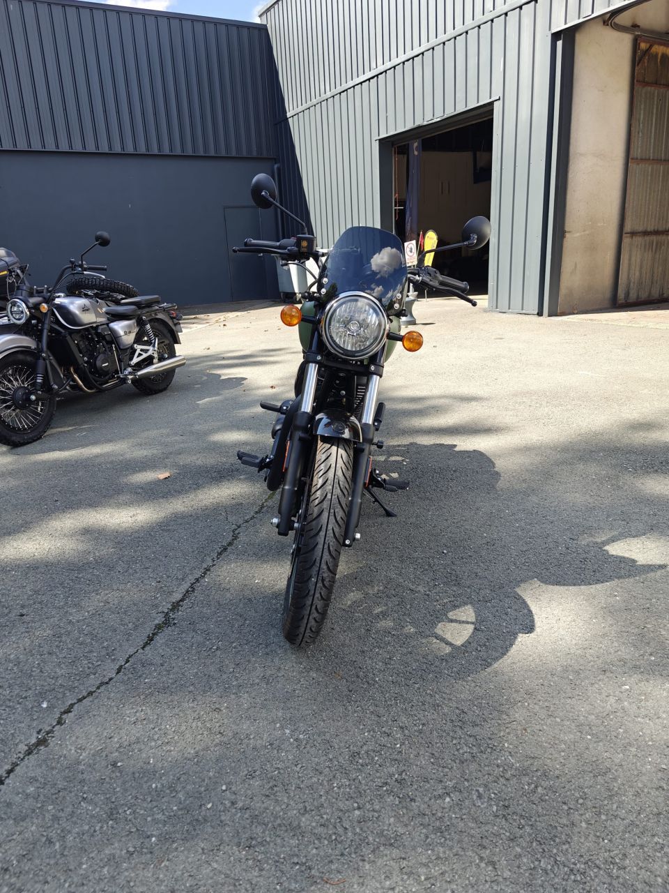 ROYAL ENFIELD METEOR 350 4