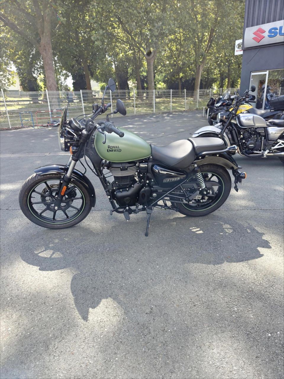 ROYAL ENFIELD METEOR 350 4