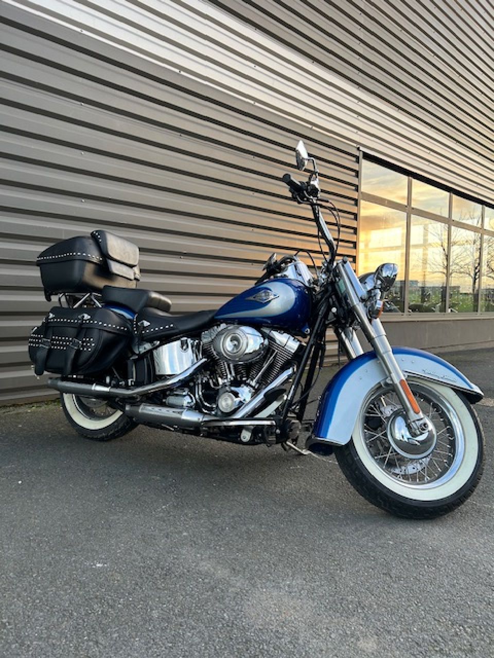 HARLEY-DAVIDSON SOFTAIL HERITAGE 1584 4