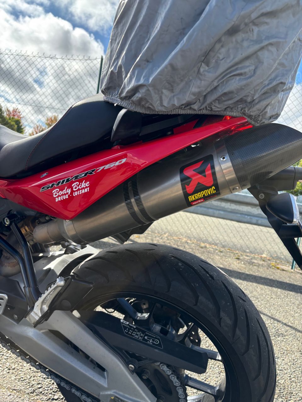 APRILIA SHIVER 750 4