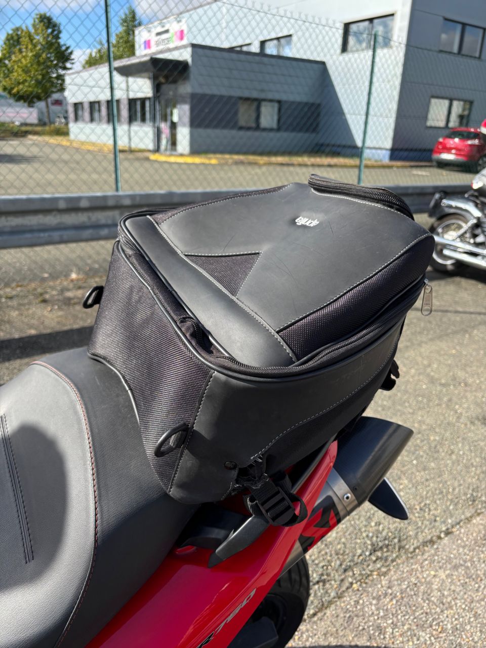 APRILIA SHIVER 750 4