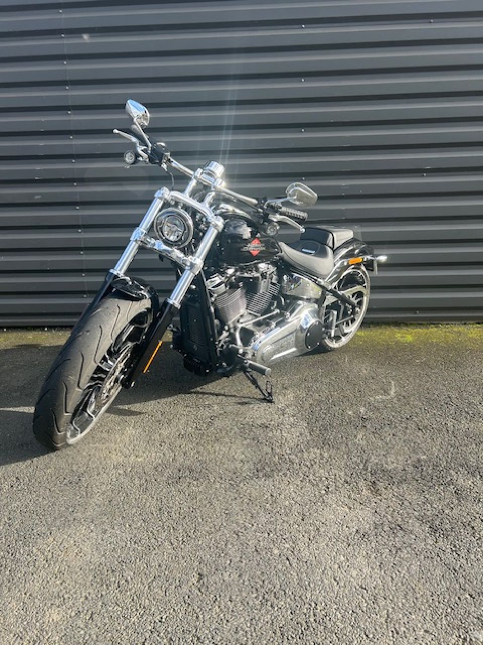 HARLEY-DAVIDSON SOFTAIL BREAKOUT 1923 4