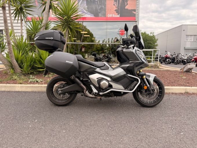 HONDA X-ADV 750 4