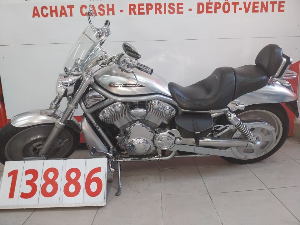 HARLEY-DAVIDSON V-ROD 4