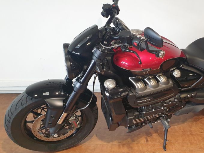 TRIUMPH ROCKET 3 R STORM 4
