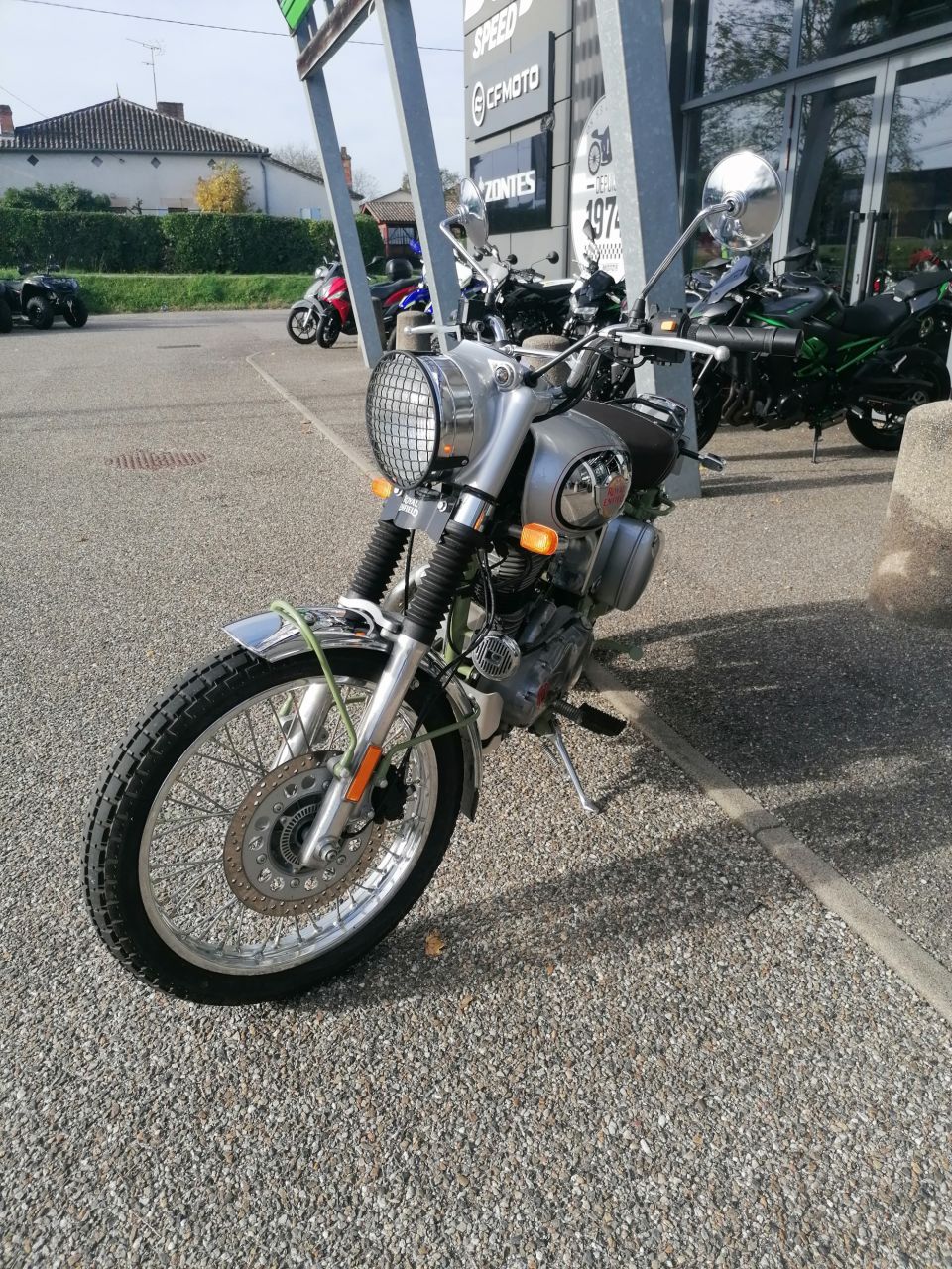 ROYAL ENFIELD BULLET 500 TRIALS 4