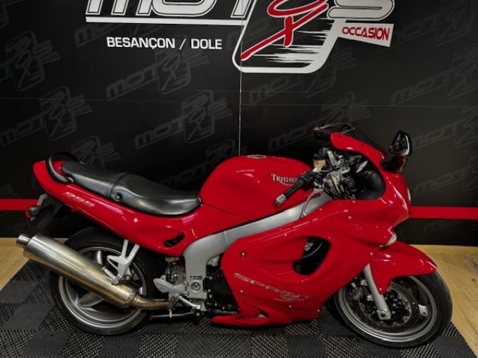 TRIUMPH SPRINT 955 ST 4