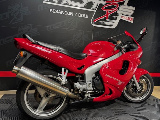 TRIUMPH SPRINT 955 ST 4