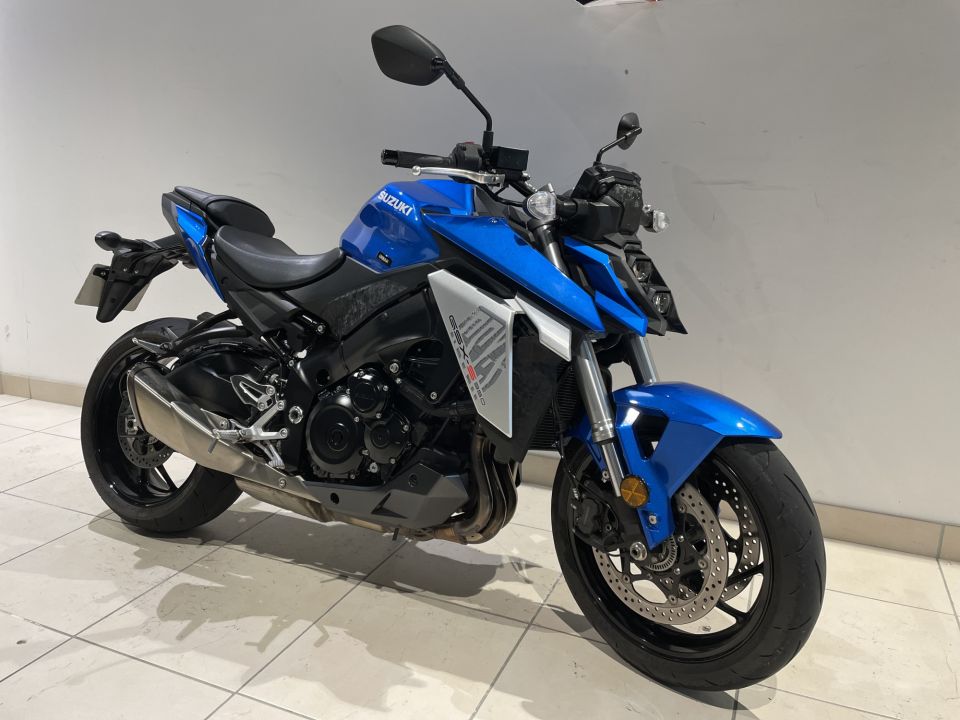 SUZUKI GSX-S 950 4