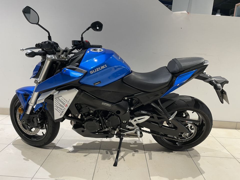 SUZUKI GSX-S 950 4